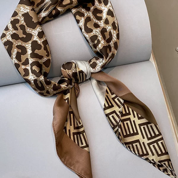 φουλάρι EMARANTA 70x70 cm - 1