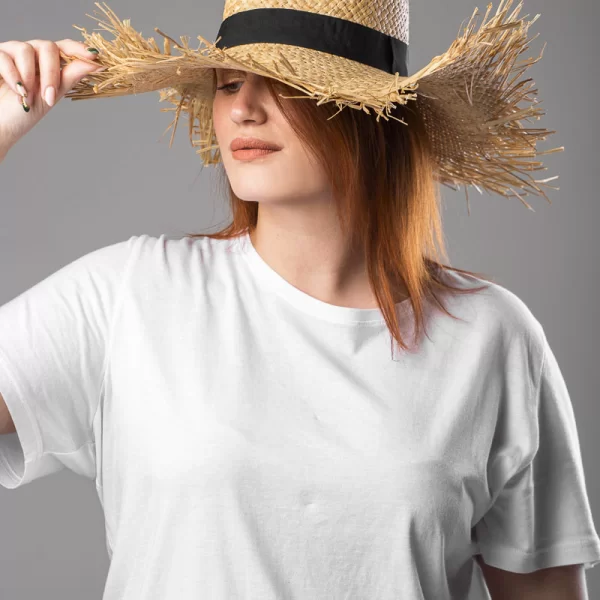 Ψάθινο καπέλο με ξέφτια με μπεζ χρώμα