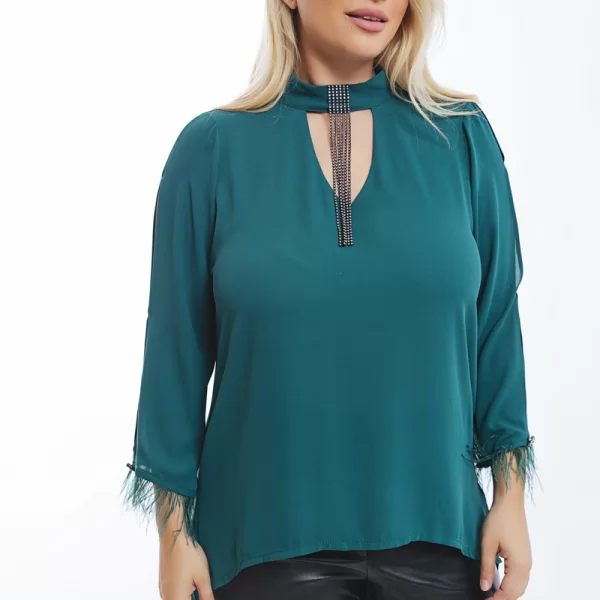 Hi-lo μπλούζα με keyhole και στρας σε πράσινο χρώμα