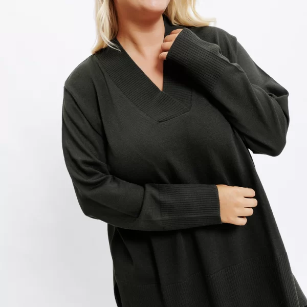 Πλεκτή μπλούζα με ριμπ στο V σε λαδί χρώμα