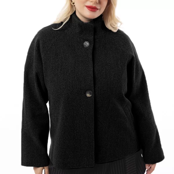 Κοντή παλτοζακέτα με raglan μανίκι σε μαύρο χρώμα