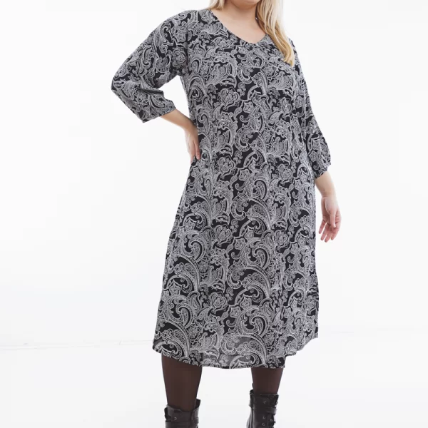 Εμπριμέ φόρεμα με κουμπιά στη λαιμόκοψη σε μαύρο χρώμα