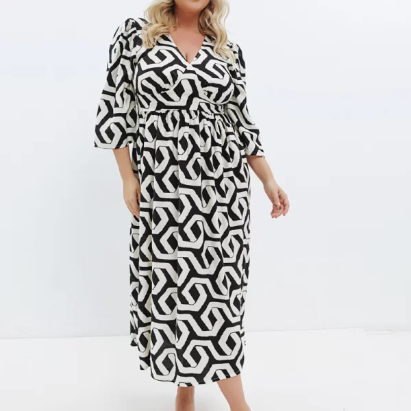 Midi φόρεμα με σφηκοφωλιά σε εκρού/μαύρο χρώμα