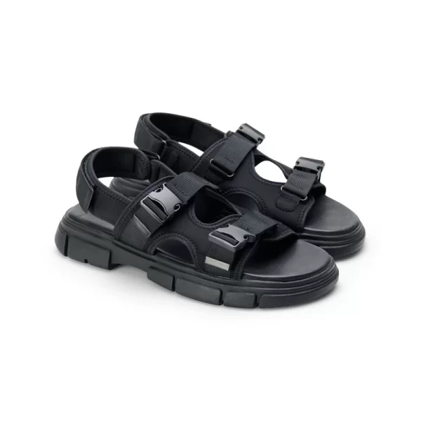 Σανδάλια wide fit με κλιπ σε μαύρο χρώμα