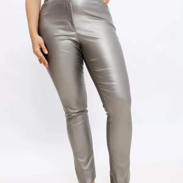 Coated παντελόνι σε ασημί χρώμα