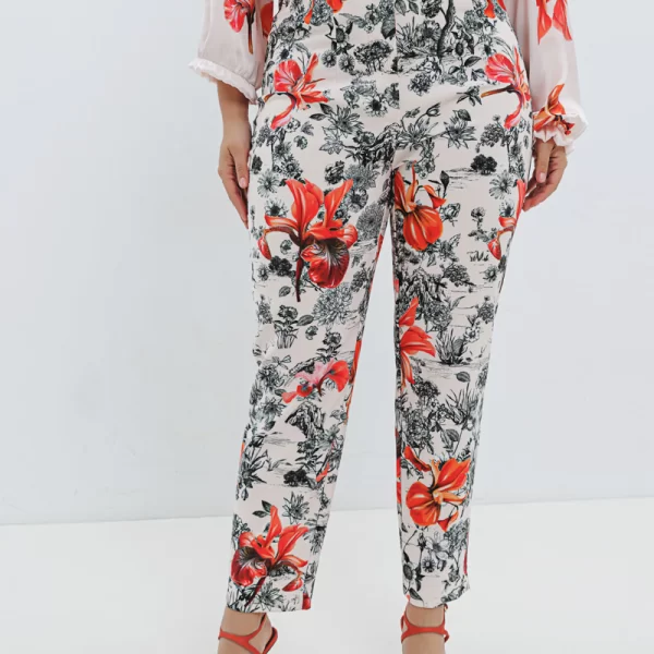 Ψηλόμεσο εμπριμέ παντελόνι σε εκρού χρώμα