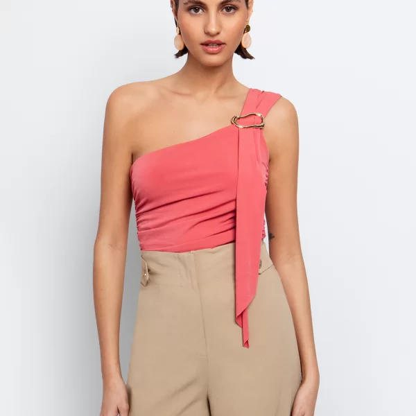 Τοπ με μεταλλική αγκράφα - ΒΡΩΜ.ΚΟΡΑΛΙ