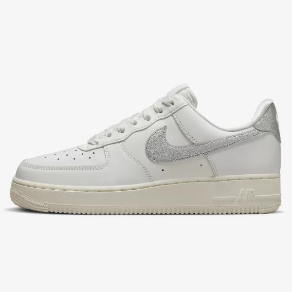 Nike Air Force 1 '07 Γυναικεία Παπούτσια (9000128157_60631)