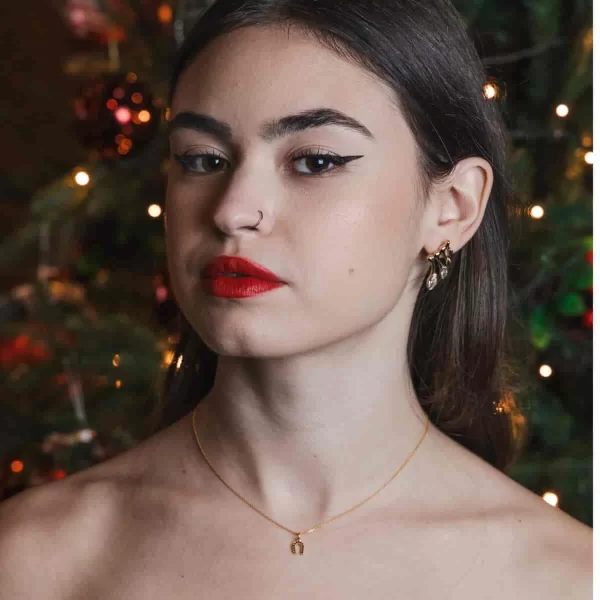 Ασημένιο γούρι 925 επιχρυσωμένο CUORO με αλυσίδα και πέταλο με μαύρα ζιργκόν