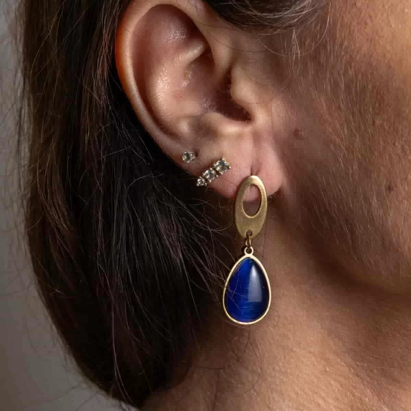 Χειροποίητα σκουλαρίκια CUORO με μάτι της γάτας σε μπλε χρώμα