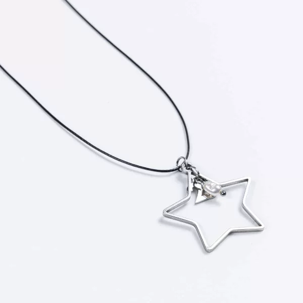 Χειροποίητο γούρι CUORO ασημί αστέρι με μαργαριτάρι