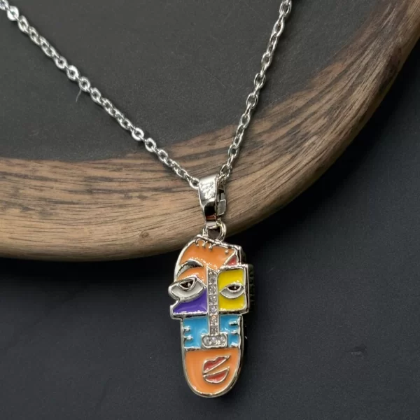 ΚΟΛΙΕ ΑΣΗΜΙ ΠΡΟΣΩΠΟ ΜΕ ΚΥΒΙΣΤΙΚΗ ΖΩΓΡΑΦΙΚΗ ΠΟΡΤΟΚΑΛΙ