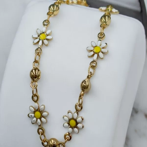 ΒΡΑΧΙΟΛΙ ΑΤΣΑΛΙ ΧΡΥΣΟ ΕΝΑΛΛΑΞ ΛΕΥΚΕΣ ΜΑΡΓΑΡΙΤΕΣ