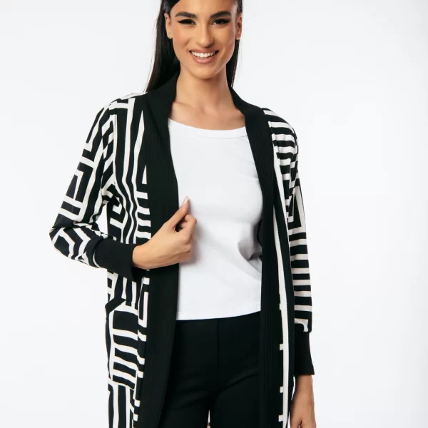 ΖΑΚΕΤΑ ΜΑΚΡΙΑ ΜΕ ΤΣΕΠΕΣ Ασπρο