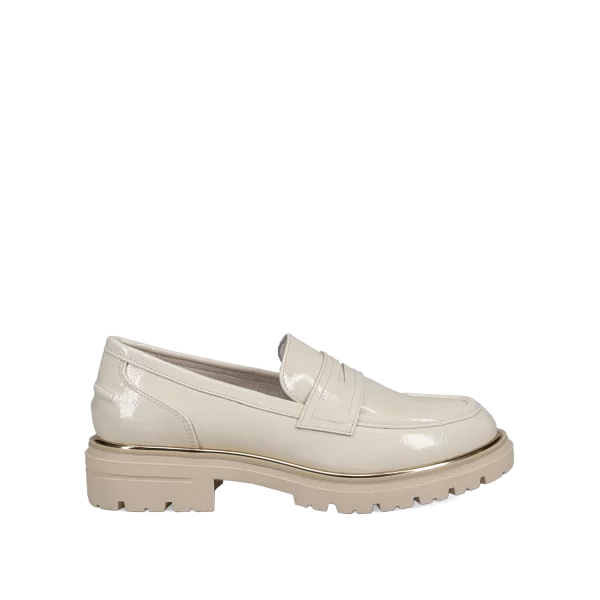 Εκρού chunky loafer