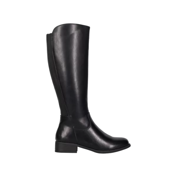 Μαύρη μπότα