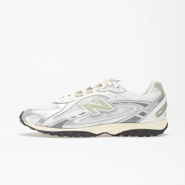 Sneakers New Balance 204L Silver Metallic EUR 41.5