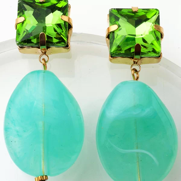 ΤΕΤΡΑΓΩΝΑ ΠΡΑΣΙΝΑ ΣΤΡΑΣ ΣΚΟΥΛΑΡΙΚΙΑ ΜΕ ΚΡΕΜΑΣΤΗ ΠΡΑΣΙΝΗ ΠΕΤΡΑ