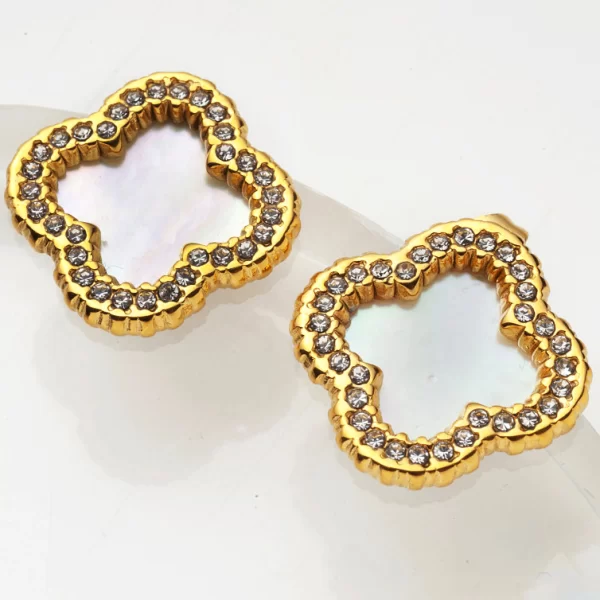 ΧΡΥΣΑ ΣΚΟΥΛΑΡΙΚΙΑ ΣΕ ΣΧΗΜΑ ΣΤΑΥΡΟΥ ΜΕ ΦΙΛΝΤΙΣΙ ΣΤΟ ΕΣΩΤΕΡΙΚΟ ΚΑΙ ΣΤΡΑΣ ΣΤΟ ΠΕΡΙΓΡΑΜΜΑ