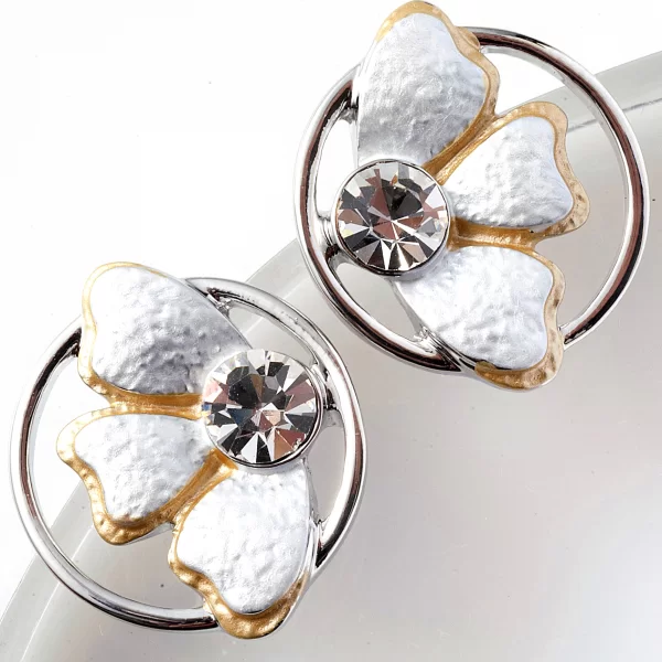 ΑΣΗΜΙ ΣΤΡΟΓΓΥΛΑ ΣΚΟΥΛΑΡΙΚΙΑ ΜΕ ΜΙΣΟ ΛΟΥΛΟΥΔΙ ΣΤΟ ΕΣΩΤΕΡΙΚΟ