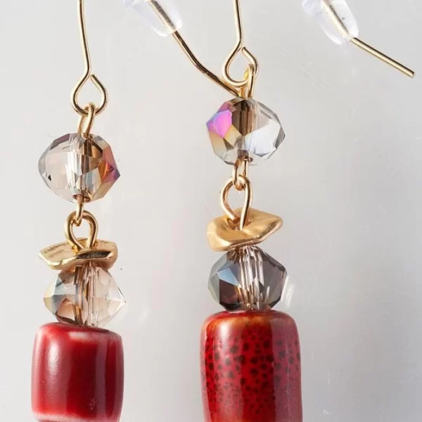 ΧΡΥΣΑ ΚΡΕΜΑΣΤΑ ΣΚΟΥΛΑΡΙΚΙΑ ΜΕ ΚΟΚΚΙΝΗ ΠΕΤΡΑ