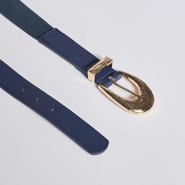 Ελαστική Ζώνη με Οβάλ Αγκράφα και Ανάγλυφη Όψη