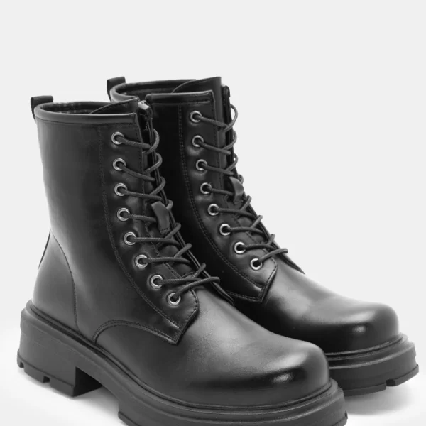 Αρβυλάκια με Τρακτερωτή Σόλα - Μαύρο