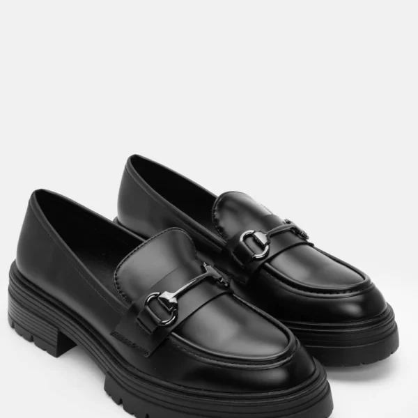 Μοκασίνια με Διακοσμητική Αγκράφα - Μαύρο-Ματ