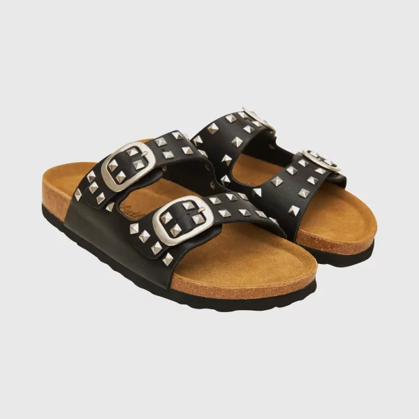 Γυναικεία σανδάλια με διακοσμητικά τρουκς