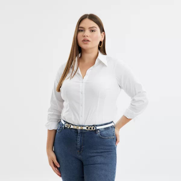 Λεπτή δερμάτινη ζώνη με λεπτομέρεια αλυσίδα