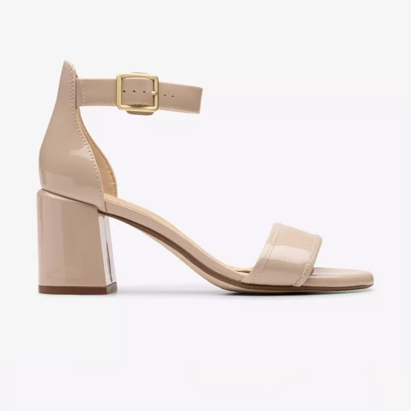 Clarks γυναικεία δερμάτινα πέδιλα με χοντρό τακούνι 