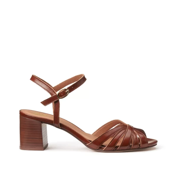 Δερμάτινα πέδιλα με μεσαίο τακούνι