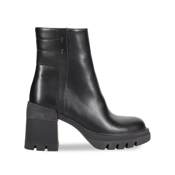 Μαύρο μποτάκι