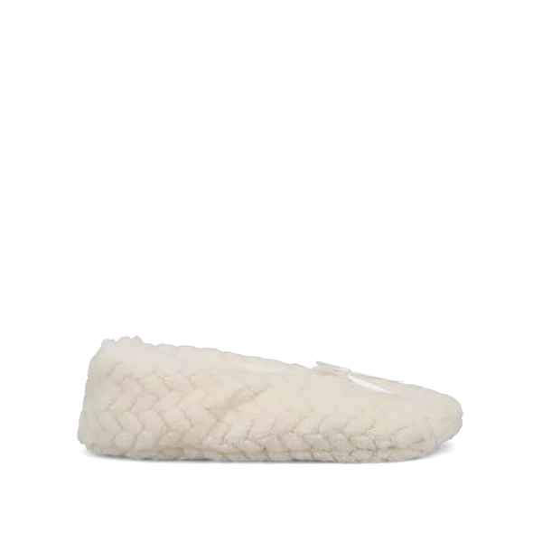 Εκρού παντόφλα