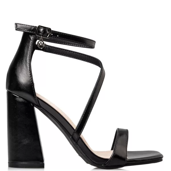BLOCK HEEL SANDALS