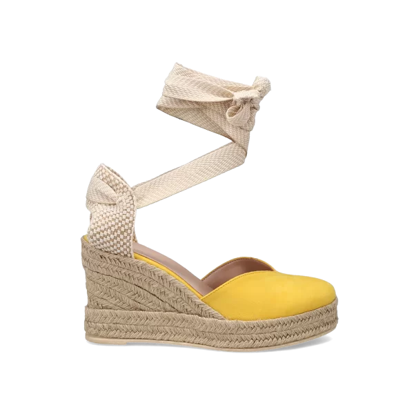 Κίτρινη εσπαντρίγια