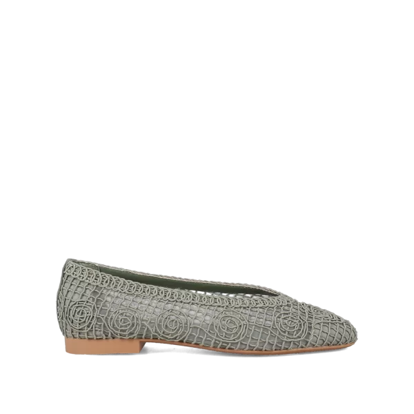 Πράσινη πλεκτή μπαλαρίνα