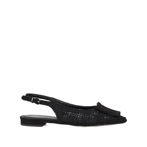 Μαύρη εξώφτερνη μπαλαρίνα