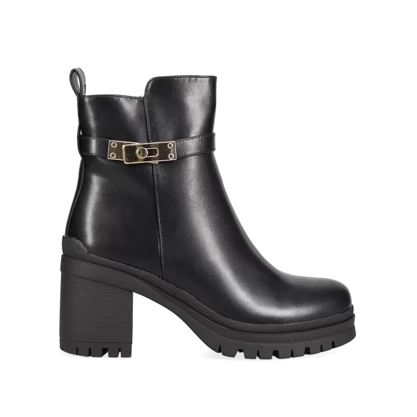 Μαύρο μποτάκι