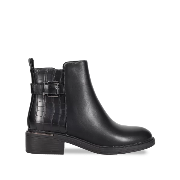 Μαύρο μποτάκι