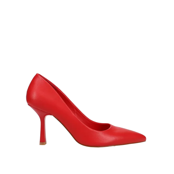 Κόκκινη μυτερή γόβα