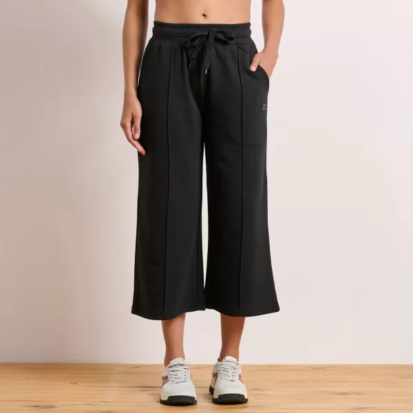 BDTK HIGH-WAISTED CAPRI PANTS ΜΑΥΡΟ