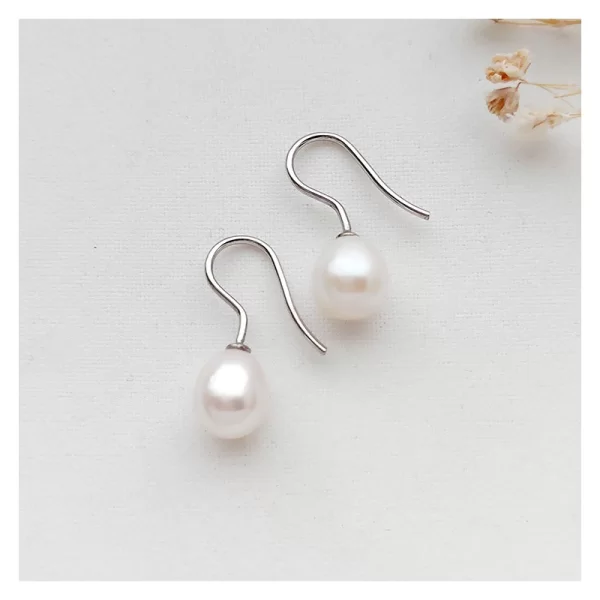 Σκουλαρίκια με πέρλες Drop κρεμαστά ασημένια SK135