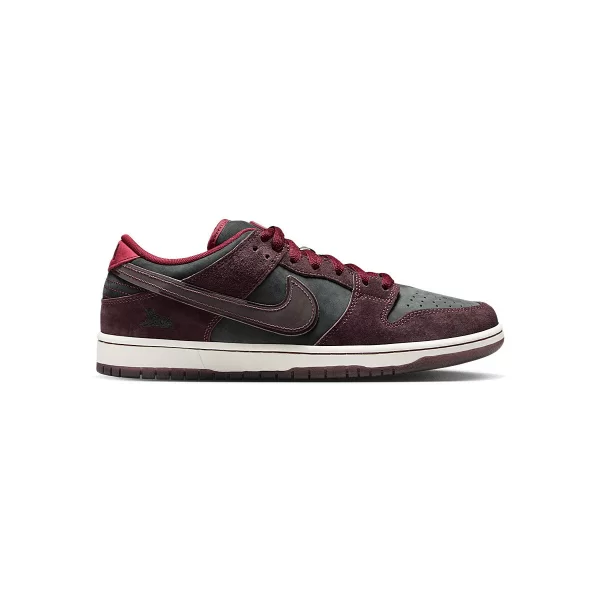 Xαμηλά Sneakers Nike SB Dunk Low Riot Skateshop