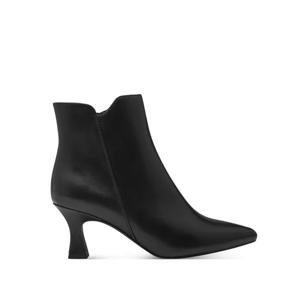 Μαύρο μποτάκι