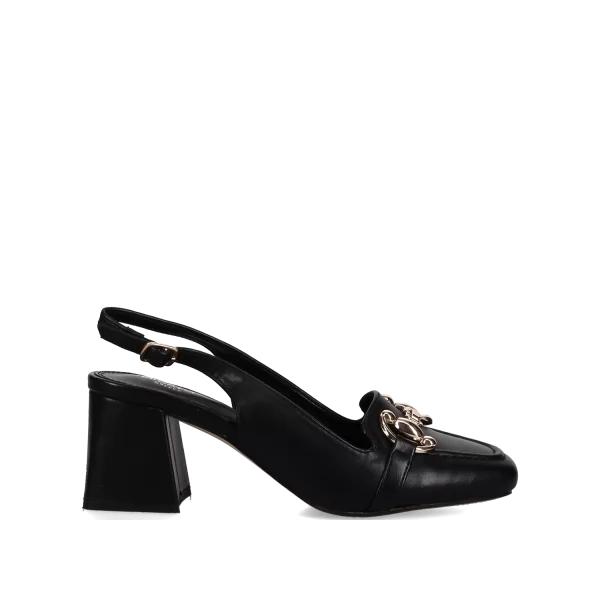 Μαύρη εξώφτερνη γόβα