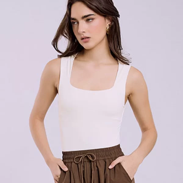 Κορμάκι με τετράγωνη λαιμόκοψη SQ7563.4389+2