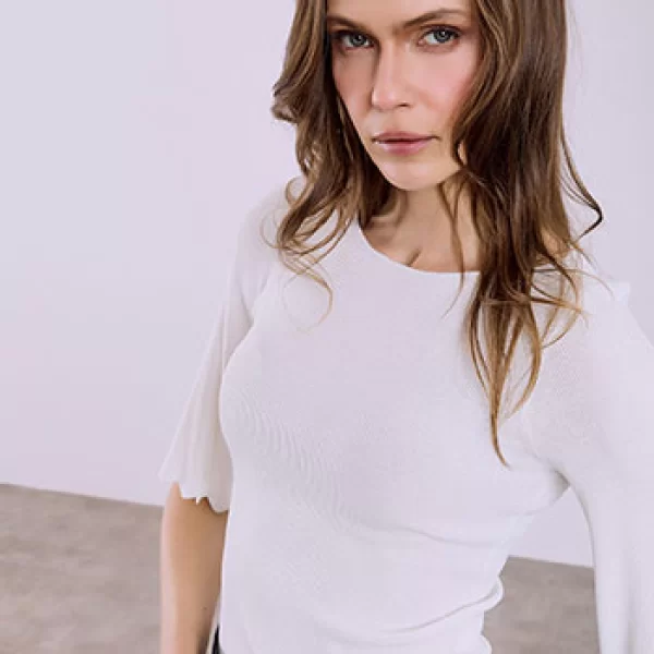 Τοπ με κυματιστό τελείωμα SQ7906.4655+1