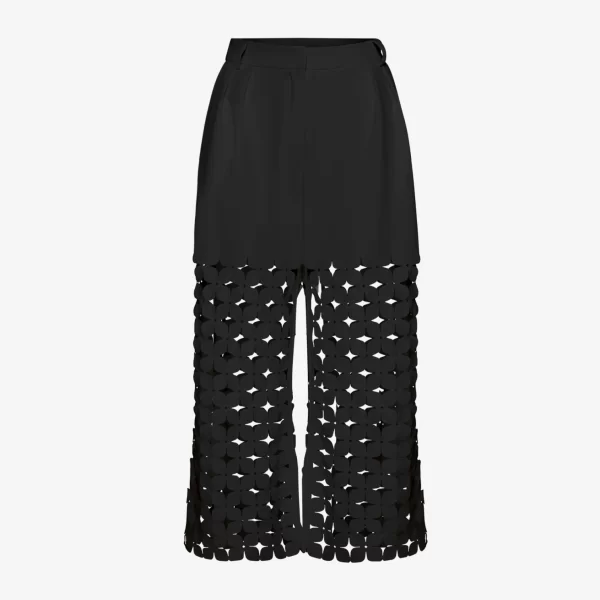 Cropped Pleated Pants in Black