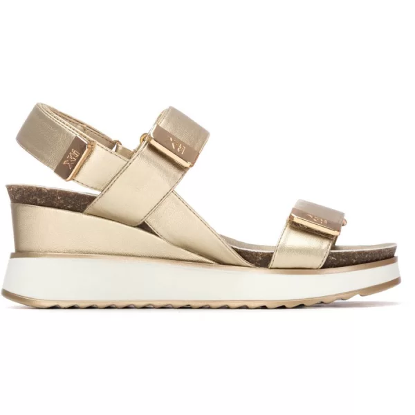 Xti χρυσή χαμηλή πλατφόρμα 145254